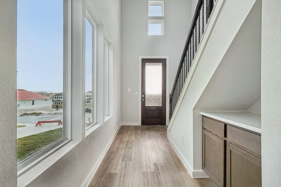Spacious, unfurnished interior of a new home in The Meadows at Hunters Ranch, San Antonio (Image 17).