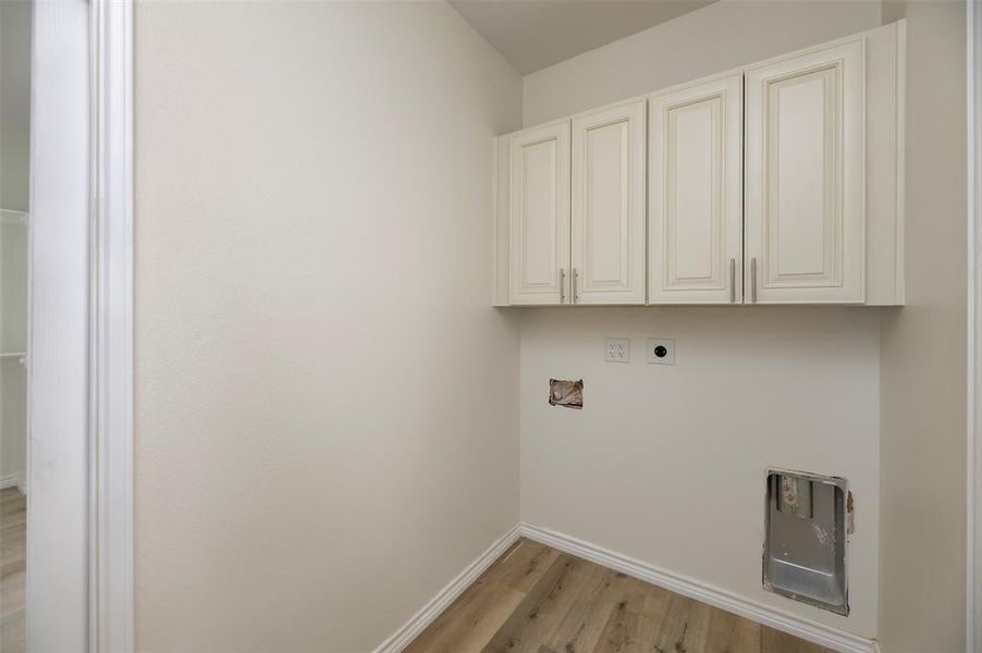 Spacious, unfurnished interior of a new home in , Runaway Bay (Image 23). Spacious, unfurnished interior of a new home in , Runaway Bay (Image 23).