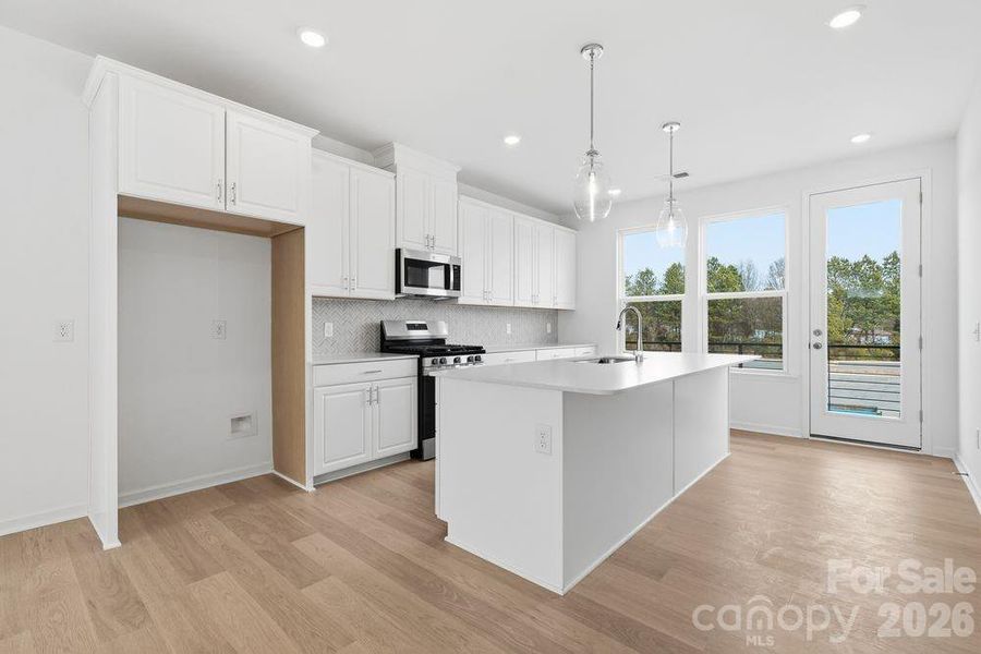 411 Silver Star Boulevard ~ Ready Now