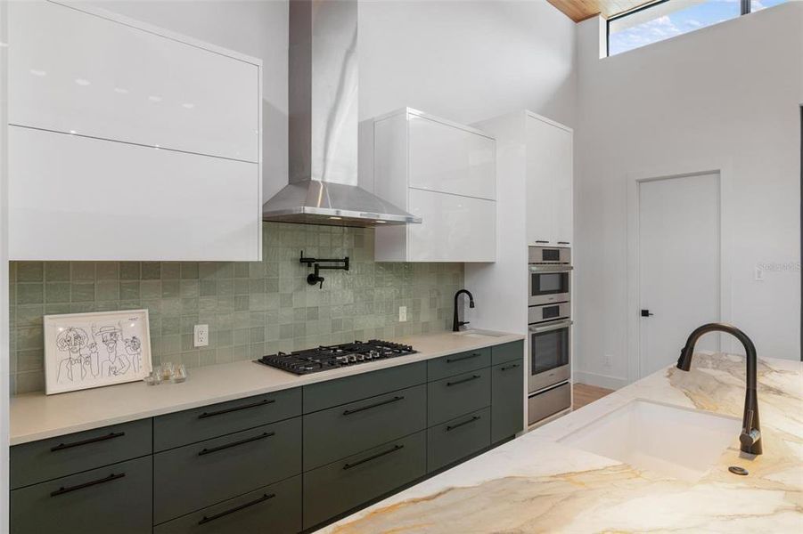 Furnished interior view inside a new home in , Sarasota (Image 70).