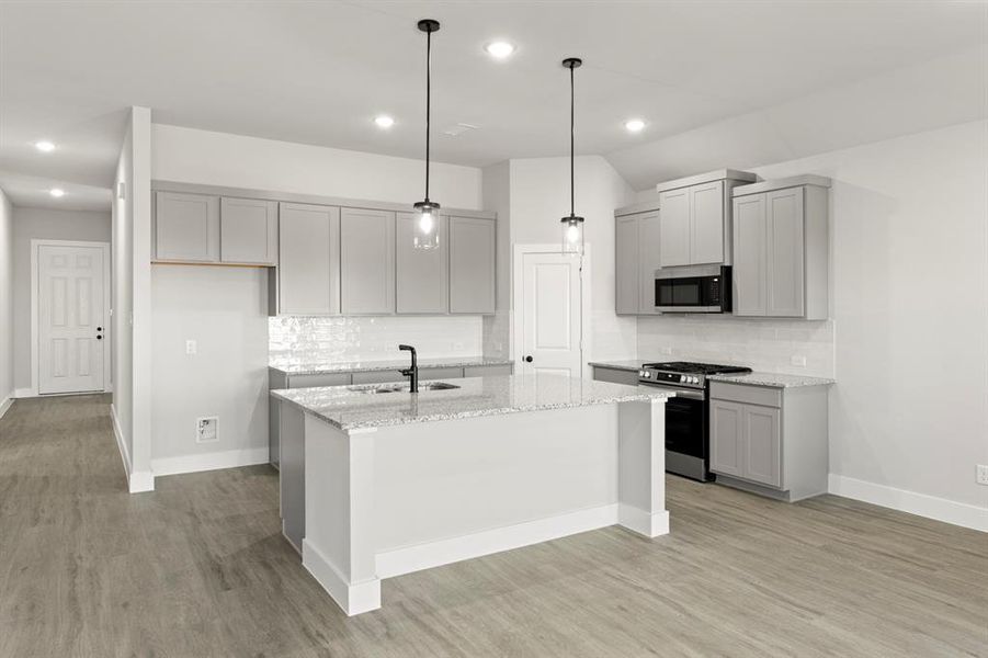 11. 2360 Bell - Kitchen (2)