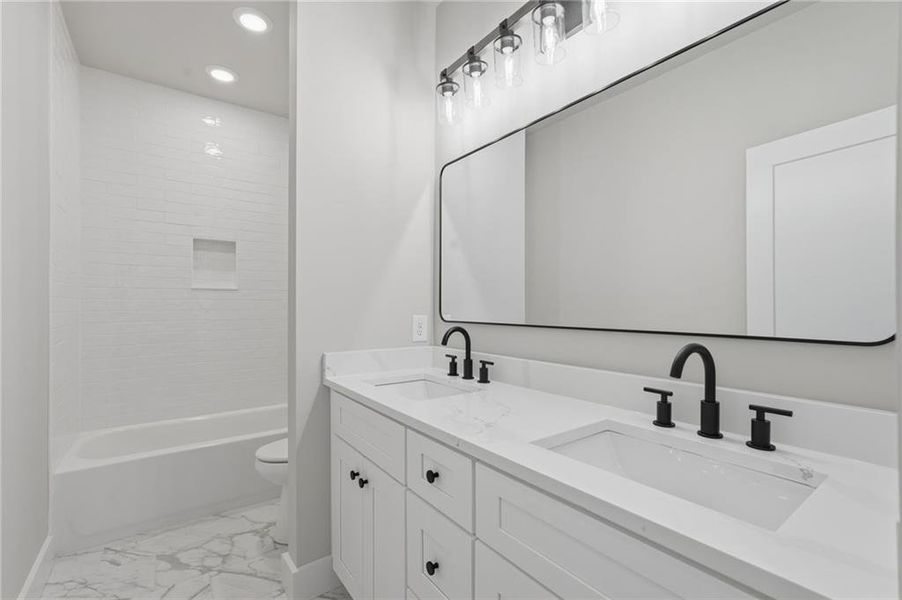Furnished interior view inside a new home in , Gainesville (Image 7).