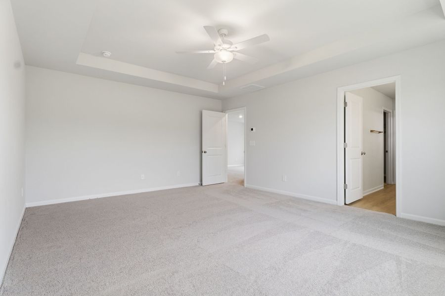 Spacious, unfurnished interior of a new home in Piper Creek, Newton (Image 21). Spacious, unfurnished interior of a new home in Piper Creek, Newton (Image 21).