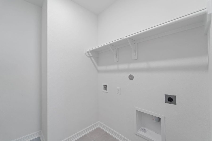 Note: Sample product photo. Actual exterior and interior selections may vary by homesite. Photo may be virtually staged