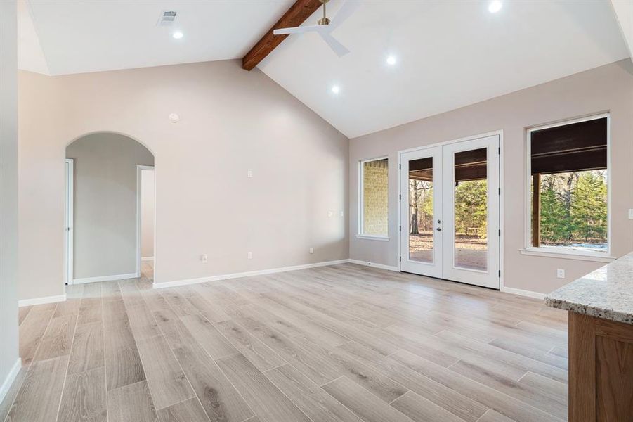 Spacious, unfurnished interior of a new home in , Powderly (Image 25). Spacious, unfurnished interior of a new home in , Powderly (Image 25).
