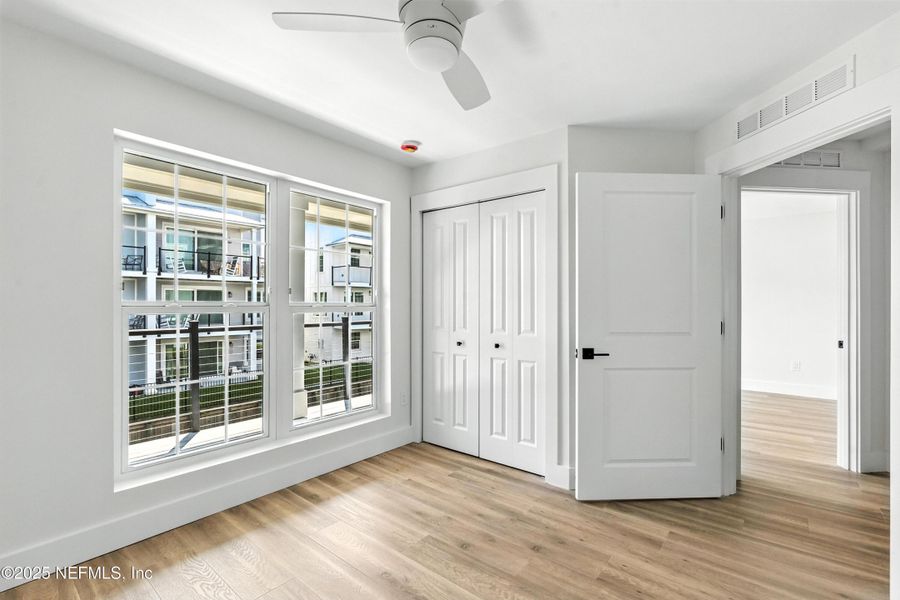 Spacious, unfurnished interior of a new home in , St. Augustine (Image 19).