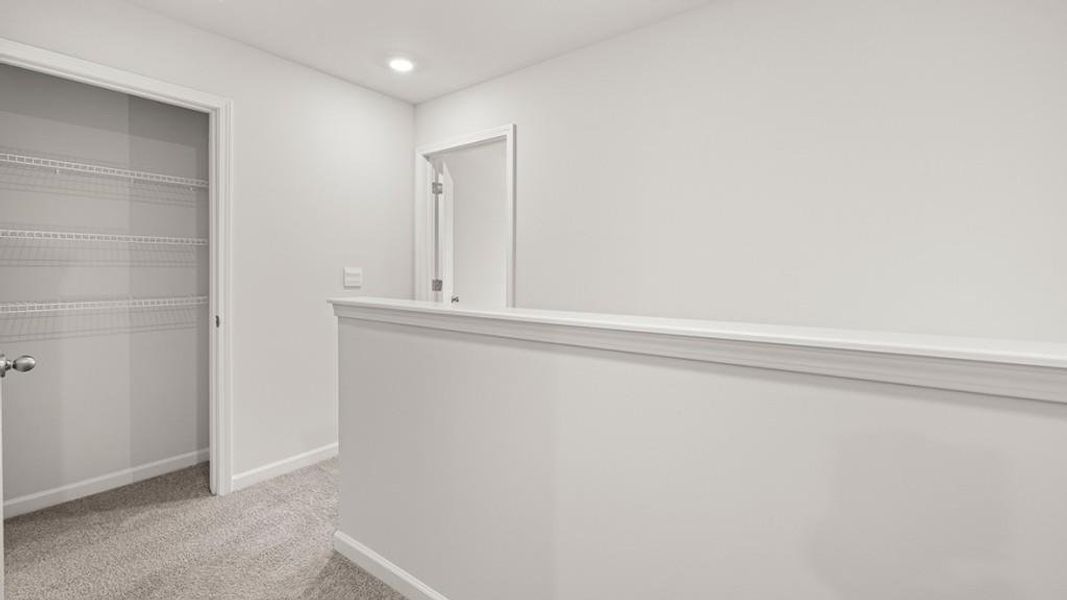 Spacious, unfurnished interior of a new home in Carlton, Douglasville (Image 10).