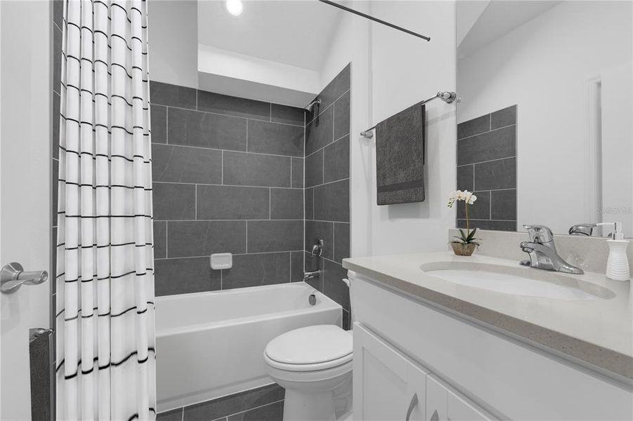 Furnished interior view inside a new home in , Leesburg (Image 15).