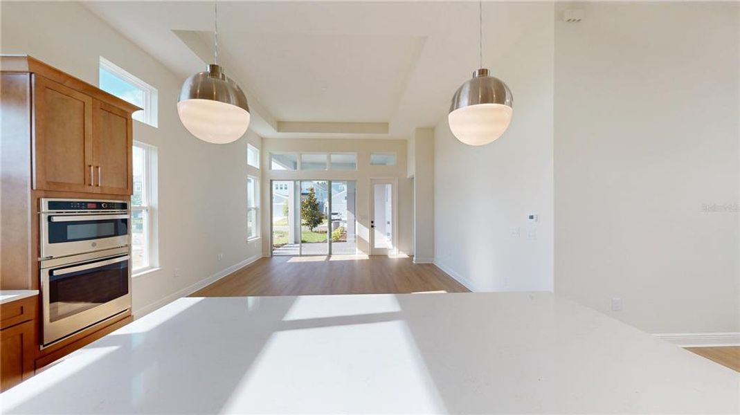 Spacious, unfurnished interior of a new home in Persimmon Park, Wesley Chapel (Image 10).