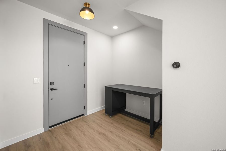 Spacious, unfurnished interior of a new home in , New Braunfels (Image 26).