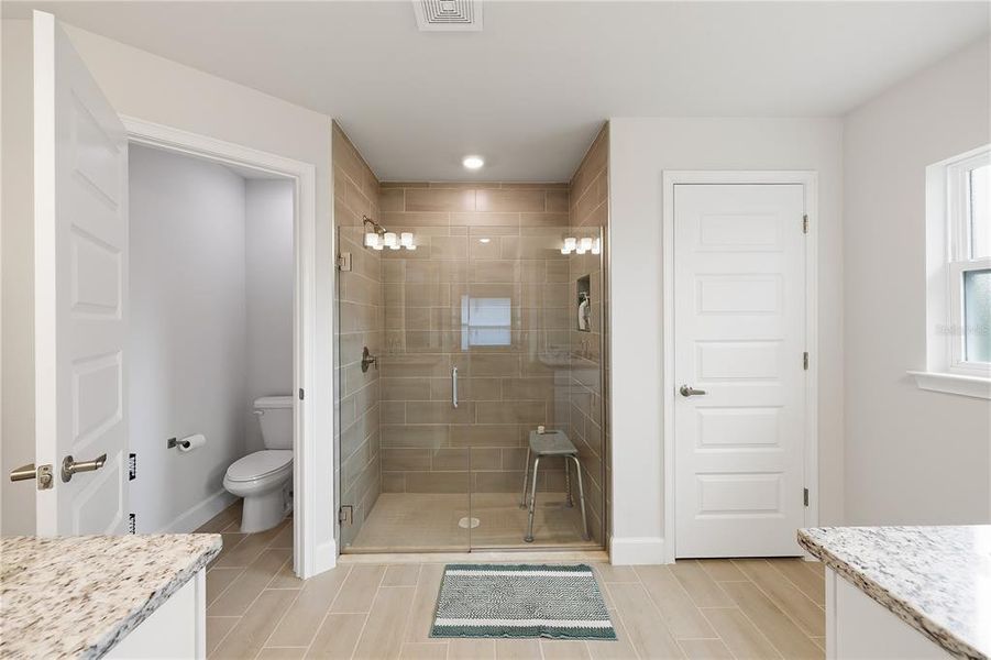 Furnished interior view inside a new home in , Port Charlotte (Image 9).