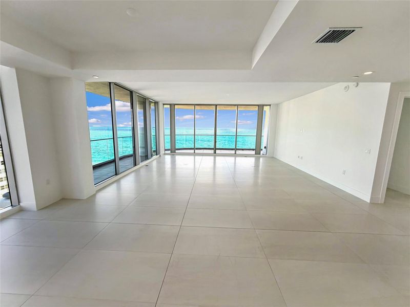 Furnished interior view inside a new home in , Fort Lauderdale (Image 7).