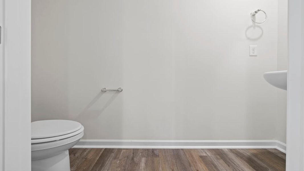 Spacious, unfurnished interior of a new home in Cedar Gap, Fountain Inn (Image 18).