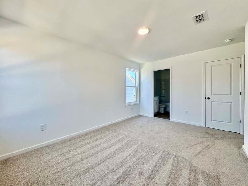 Spacious, unfurnished interior of a new home in Langston Reserve, Cartersville (Image 18). Spacious, unfurnished interior of a new home in Langston Reserve, Cartersville (Image 18).