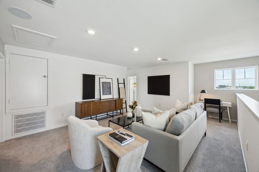 Upstairs Loft Upstairs Loft