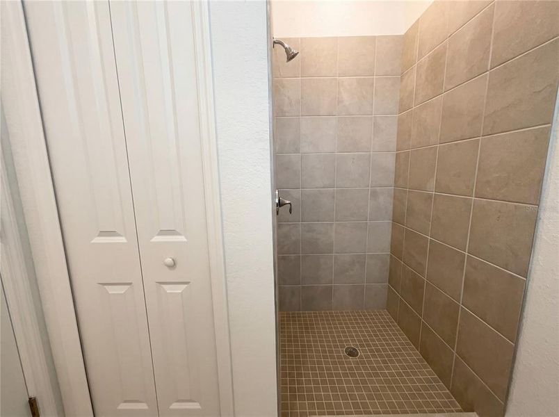 Close-up of interior finishes inside a home in Harbor East, Port Charlotte (Image 13).