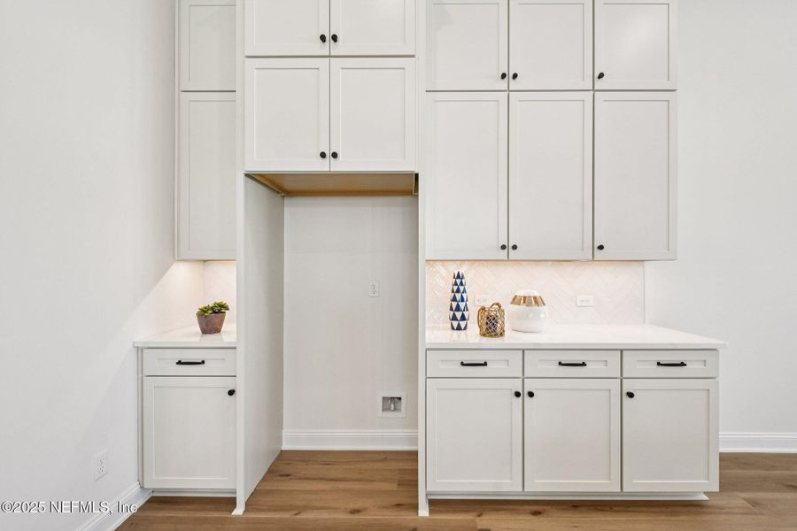 Furnished interior view inside a new home in Seabrook Village II, Ponte Vedra (Image 51). Furnished interior view inside a new home in Seabrook Village II, Ponte Vedra (Image 51).