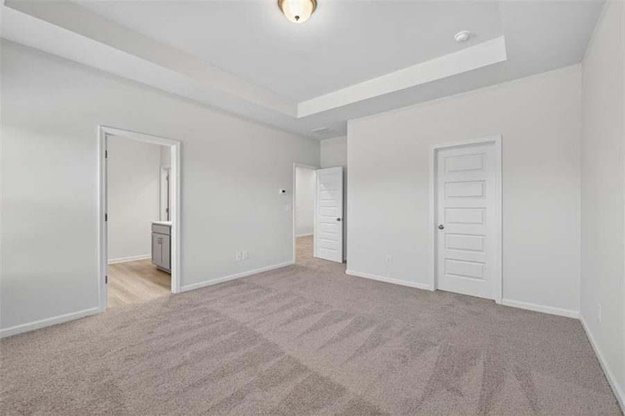 Spacious, unfurnished interior of a new home in Franklin Manor, Lawrenceville (Image 33).