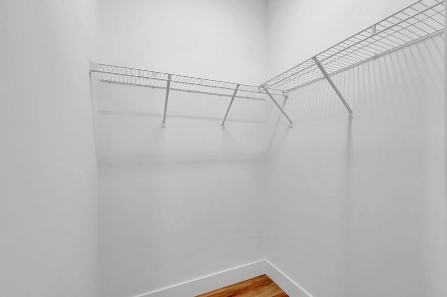 Spacious, unfurnished interior of a new home in , Boca Raton (Image 48).