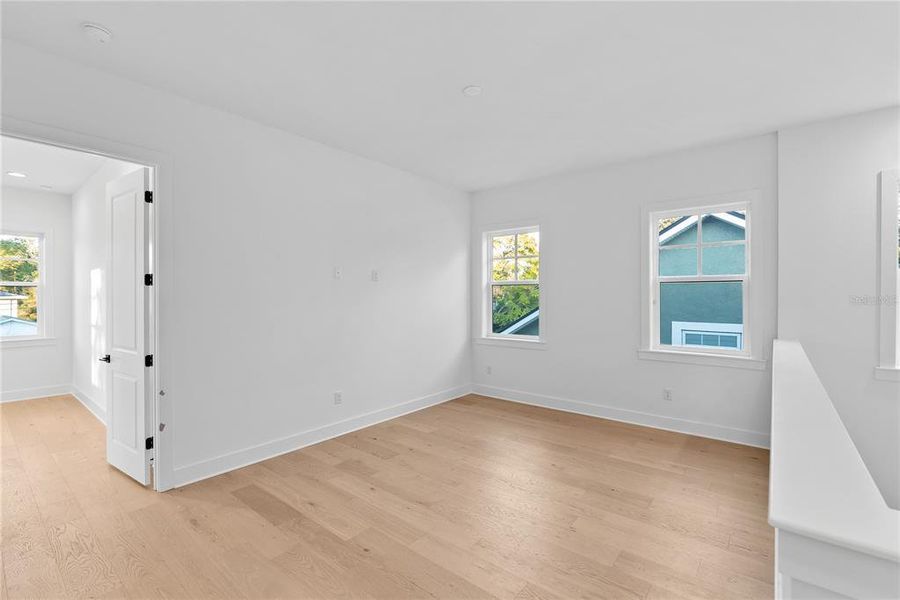 Spacious, unfurnished interior of a new home in , St. Petersburg (Image 32). Spacious, unfurnished interior of a new home in , St. Petersburg (Image 32).