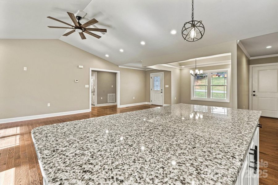 Focused Island View Focused Island View