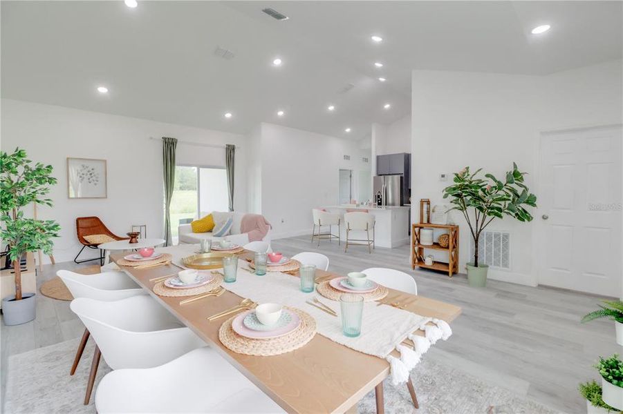 Furnished interior view inside a new home in , Ocala (Image 7).