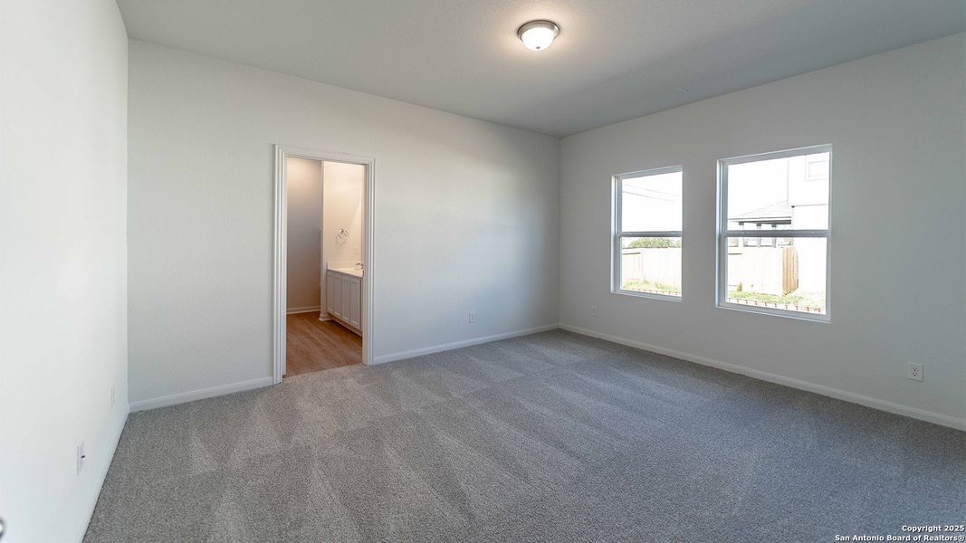Spacious, unfurnished interior of a new home in Katzer Ranch, Converse (Image 11).
