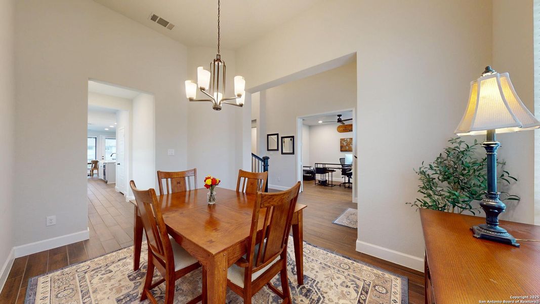 Furnished interior view inside a new home in Weston Oaks 55', San Antonio (Image 15).
