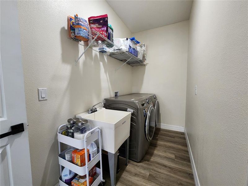 Furnished interior view inside a new home in , Ocala (Image 12).