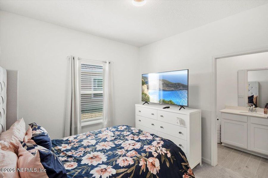 Furnished interior view inside a new home in Seaton Creek, Jacksonville (Image 25).