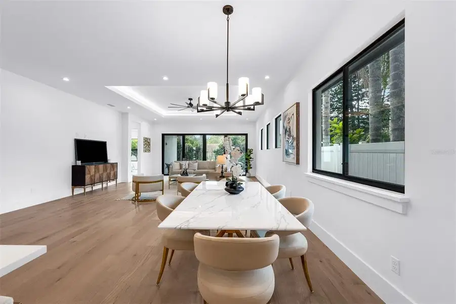 Furnished interior view inside a new home in , Orlando (Image 19).