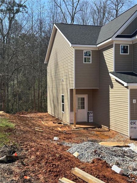 Image 6 of a home in .