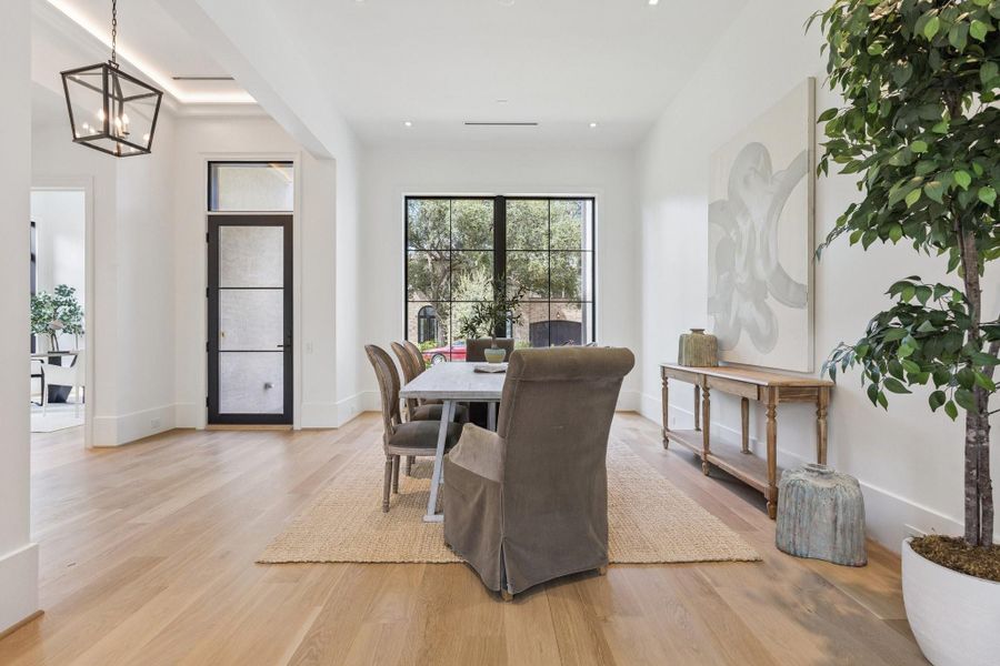 Furnished interior view inside a new home in , Houston (Image 16). Furnished interior view inside a new home in , Houston (Image 16).