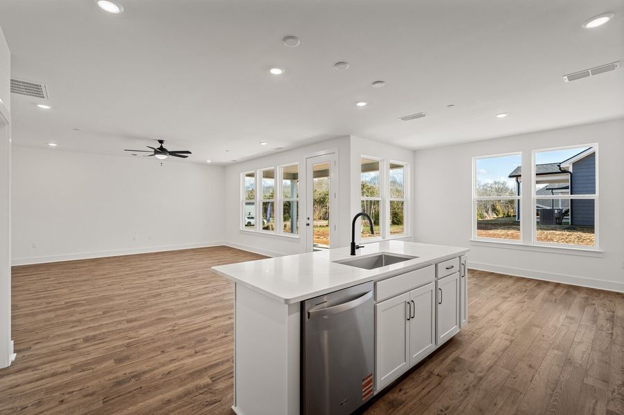 4br New Home in Smyrna, TN.  - Slide 18