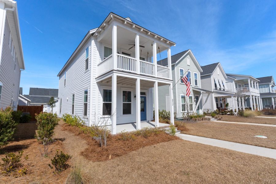 Exterior details and patio area of a home in , Summerville (Image 3).