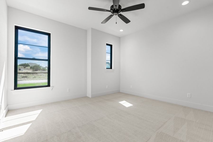 Spacious, unfurnished interior of a new home in Eagles Bluff, Hudson Oaks (Image 43). Spacious, unfurnished interior of a new home in Eagles Bluff, Hudson Oaks (Image 43).