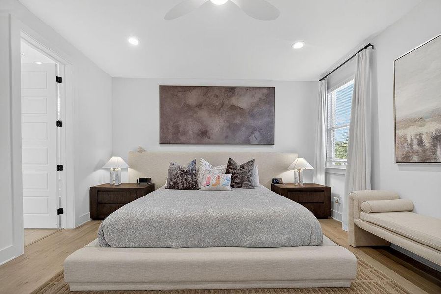 Furnished interior view inside a new home in , Dallas (Image 24). Furnished interior view inside a new home in , Dallas (Image 24).