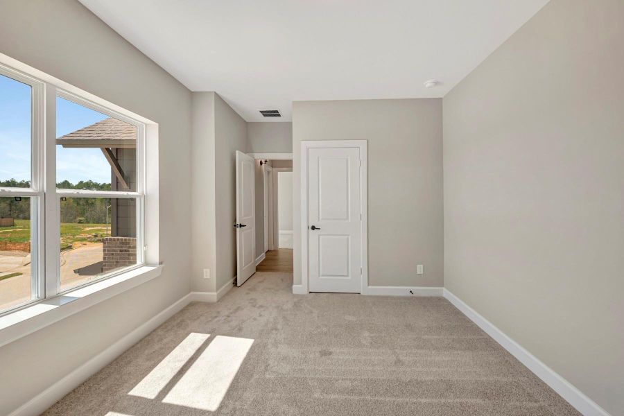 Spacious, unfurnished interior of a new home in COLTON - Reserve Collection, Todd Mission (Image 37).