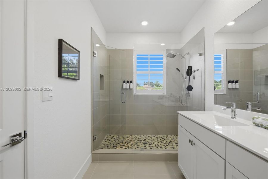 Furnished interior view inside a new home in , Pembroke Pines (Image 8). Furnished interior view inside a new home in , Pembroke Pines (Image 8).