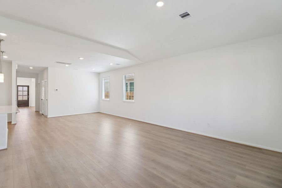 Spacious, unfurnished interior of a new home in Pine Lake Cove - Premier Series, Montgomery (Image 22).