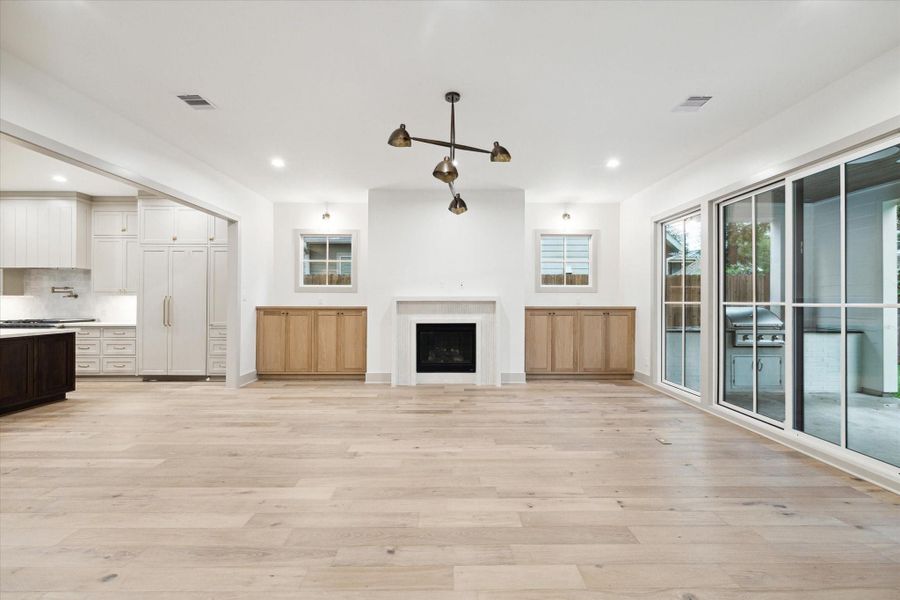 **Previous Builder Project** **Previous Builder Project**