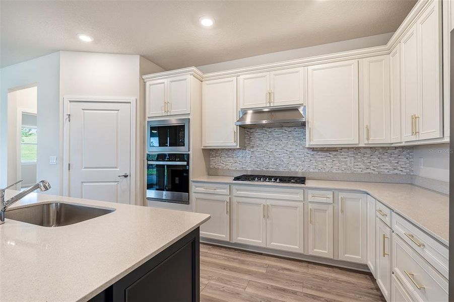 Furnished interior view inside a new home in Willow Ridge, Montverde (Image 14).