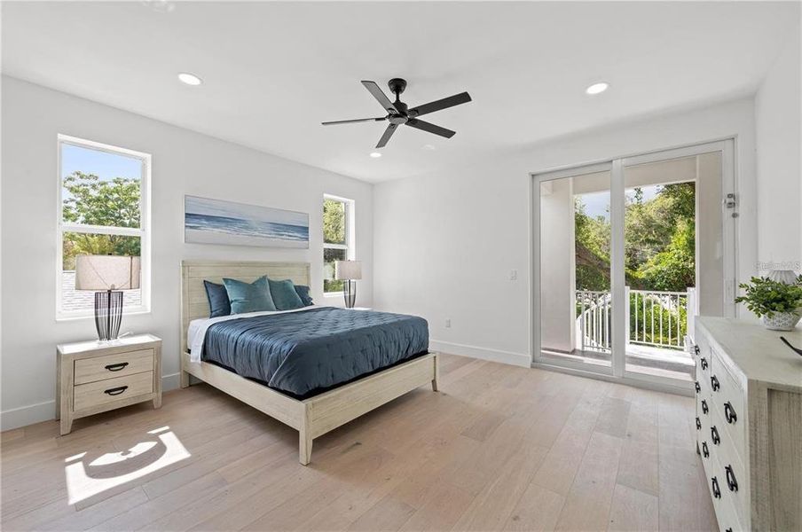 Furnished interior view inside a new home in , Sarasota (Image 17).