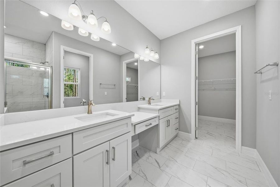 Furnished interior view inside a new home in , Hernando (Image 8).