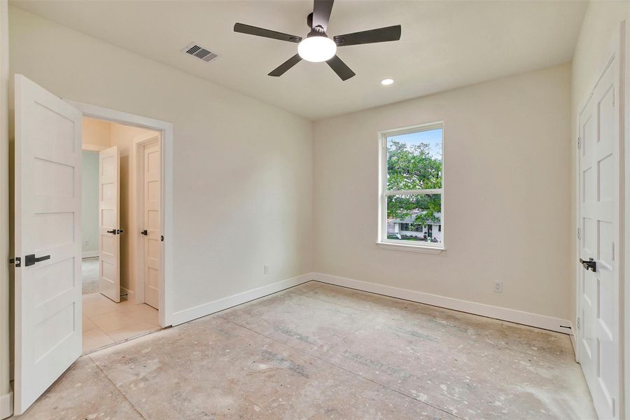 Spacious, unfurnished interior of a new home in , Houston (Image 34). Spacious, unfurnished interior of a new home in , Houston (Image 34).