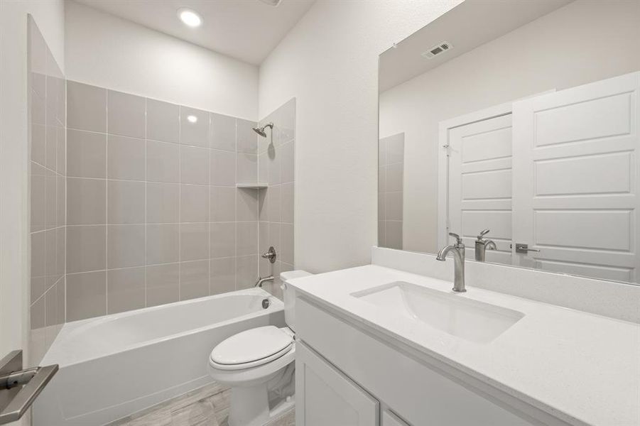 2320 Oak Knoll- Bathroom-1 2320 Oak Knoll- Bathroom-1