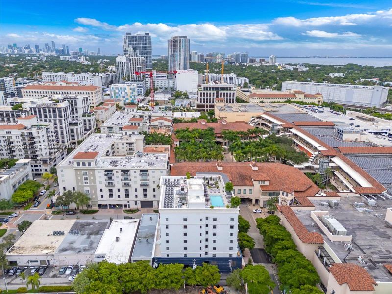 Condo located in Coral Gables, FL showcasing its design and architecture (Image 25).