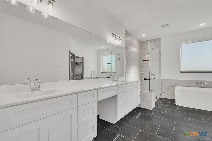 Furnished interior view inside a new home in Heritage Oaks, Killeen (Image 5).