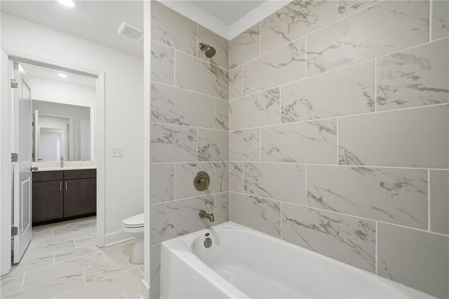 Furnished interior view inside a new home in Deer Valley, Canton (Image 6).