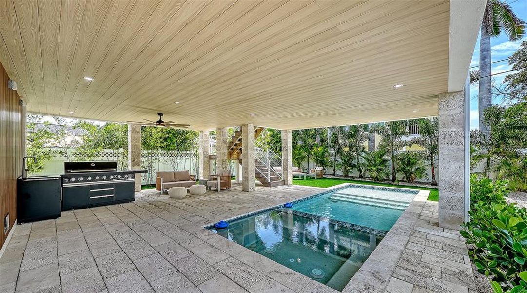 Exterior details and patio area of a home in , Holmes Beach (Image 24). Exterior details and patio area of a home in , Holmes Beach (Image 24).